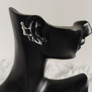 Silver Hold On Ear Cuff